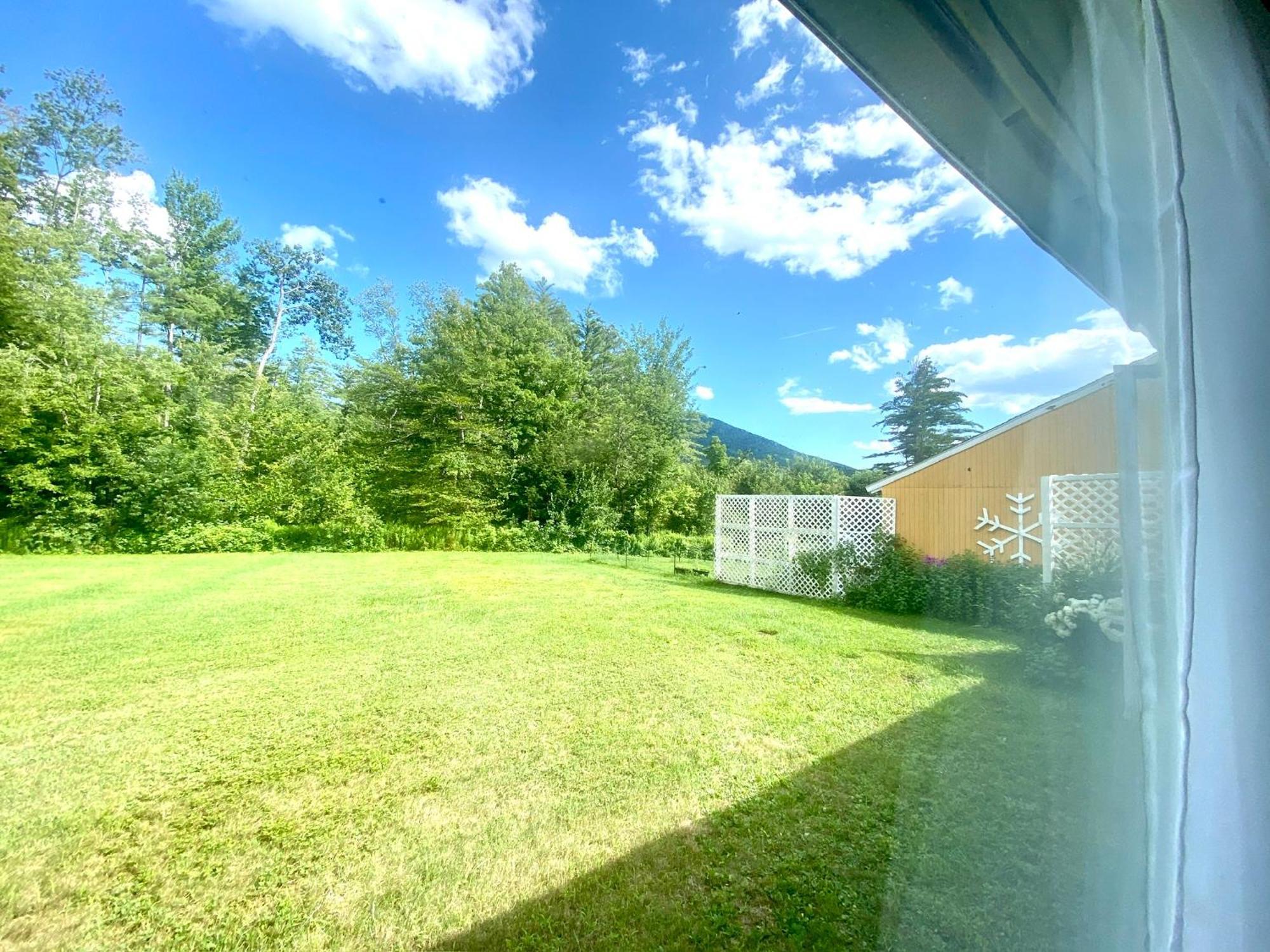 Londonderry Snowdon Chalet Motel מראה חיצוני תמונה